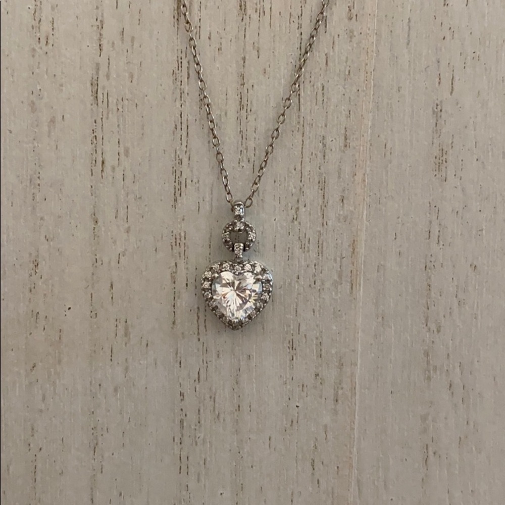 Vintage heart necklace with diamonds